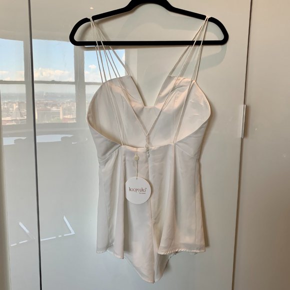 NWT Keepsake Be My Escape Playsuit Size S - Picture 2 of 3